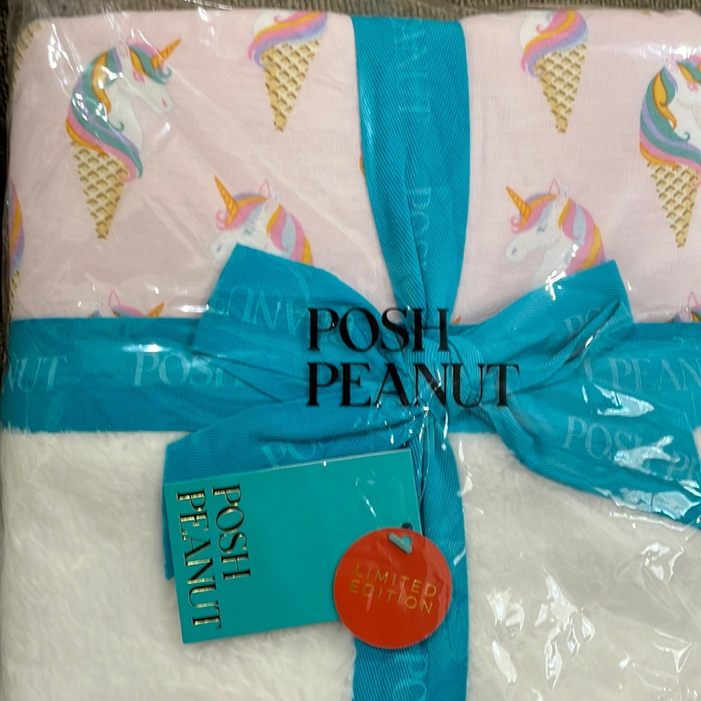 NWT! Posh Peanut Unicorn Ice Cream Plush Patoo